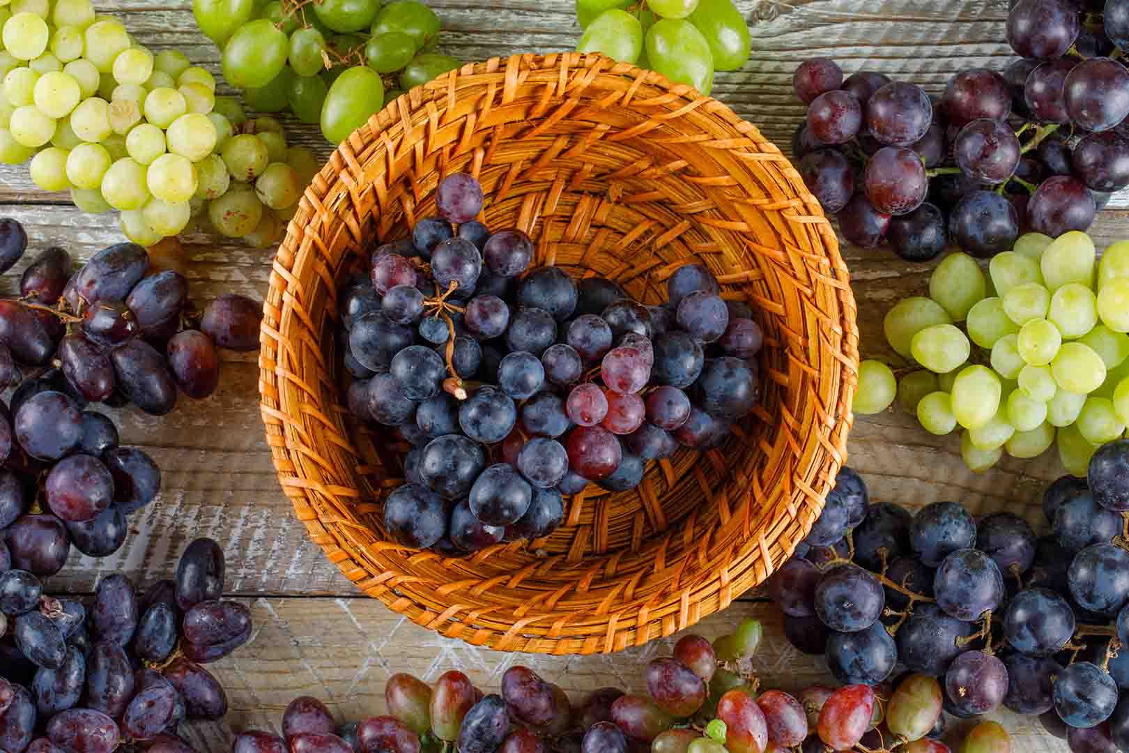 Manfaat Buah Anggur dengan Variasi Warnanya - Jovee.id